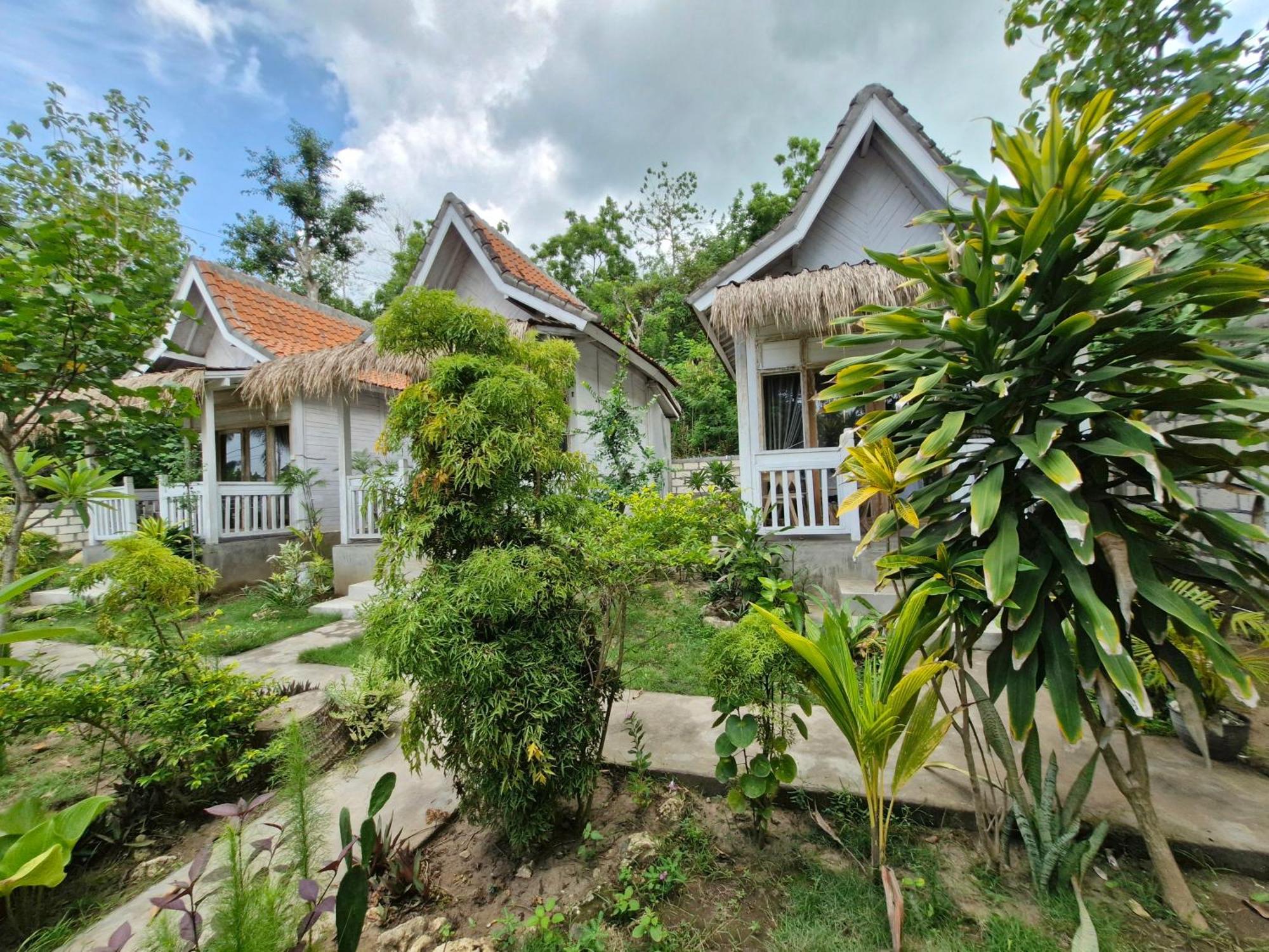 The Layar Homestay Batununggul エクステリア 写真